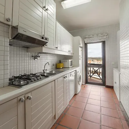 Sunset Bay 圣马蒂纽·杜·波特