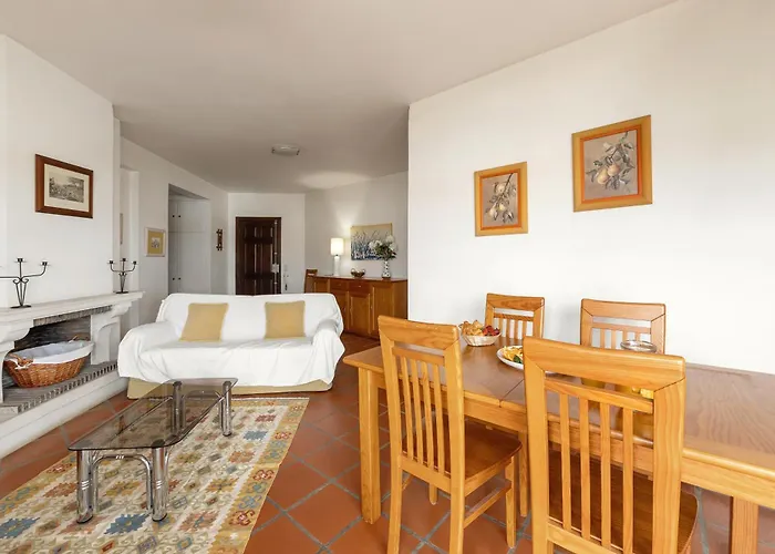 Sunset Bay Apartment *